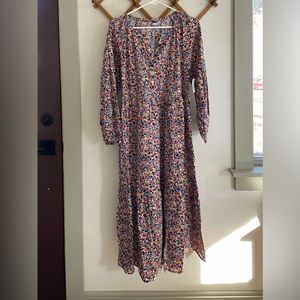 Old Navy button-front all-day midi swing dress in ditsy floral pattern. NWT